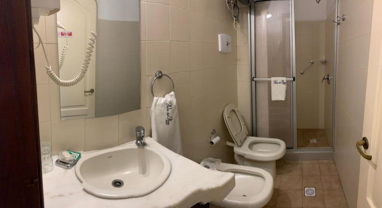 קולוניה דל סקרמנטו Hotel Perla Del Plata מראה חיצוני תמונה