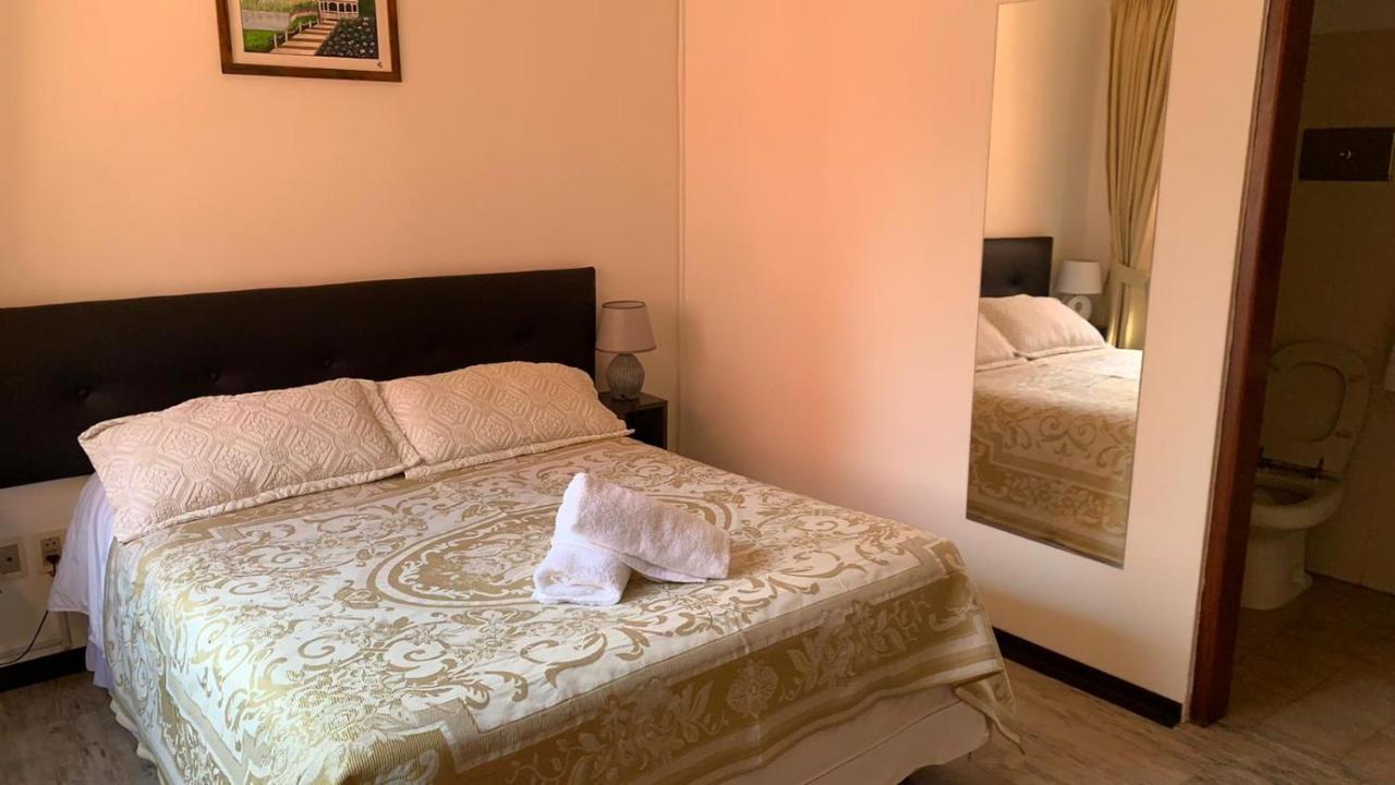 קולוניה דל סקרמנטו Hotel Perla Del Plata מראה חיצוני תמונה