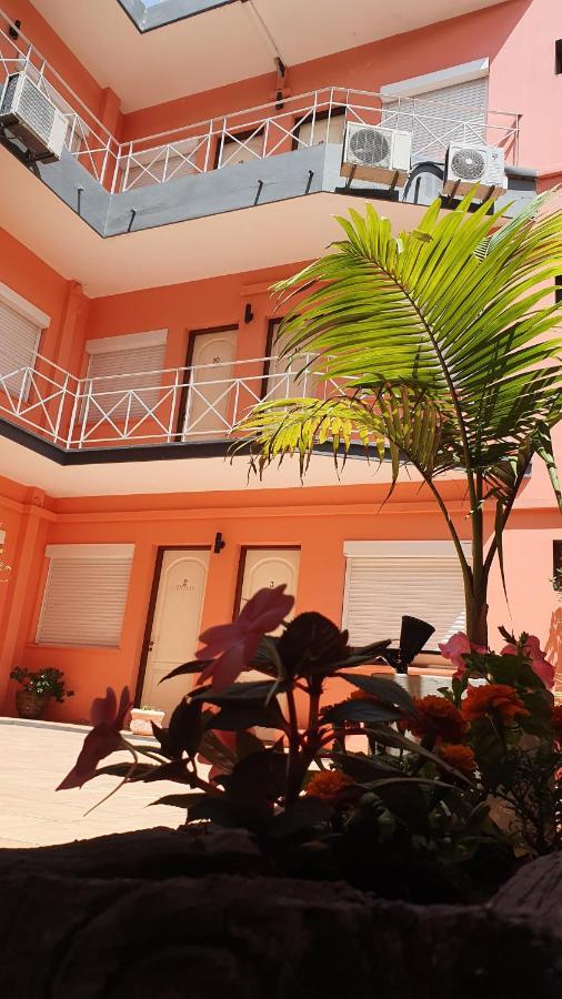 קולוניה דל סקרמנטו Hotel Perla Del Plata מראה חיצוני תמונה