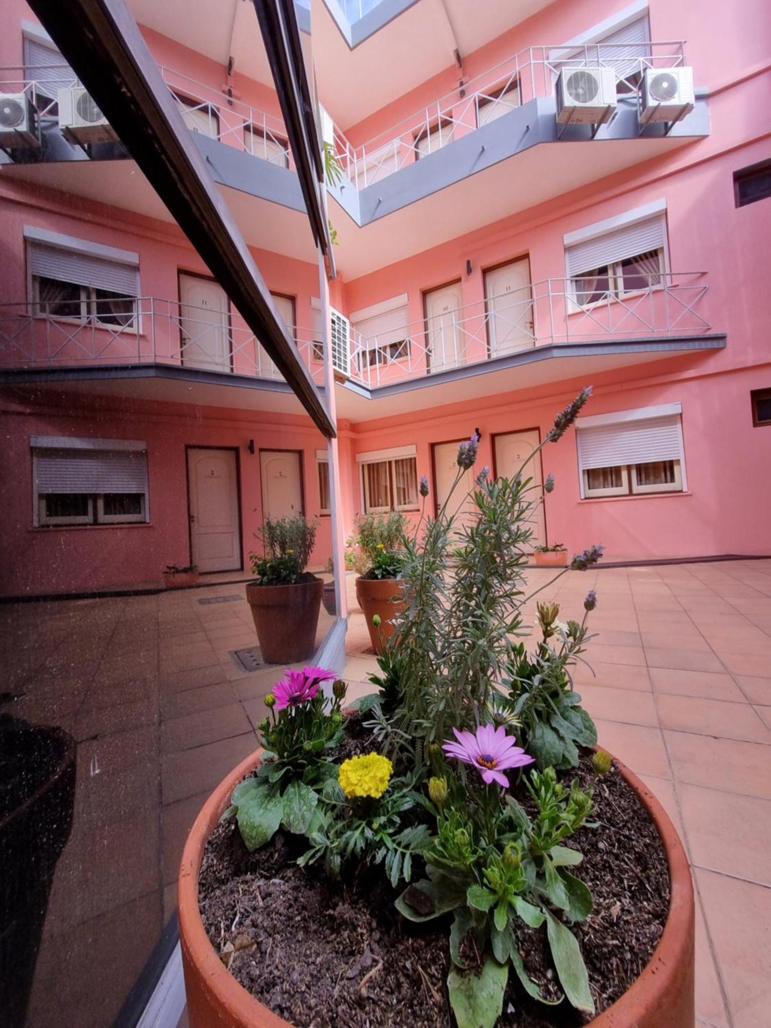 קולוניה דל סקרמנטו Hotel Perla Del Plata מראה חיצוני תמונה